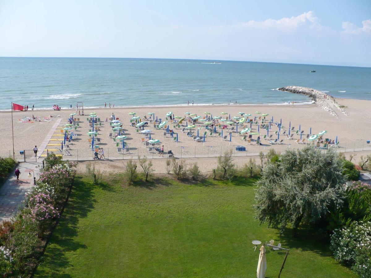 Casa Per Ferie Maria Assunta Lido di Jesolo Exterior photo
